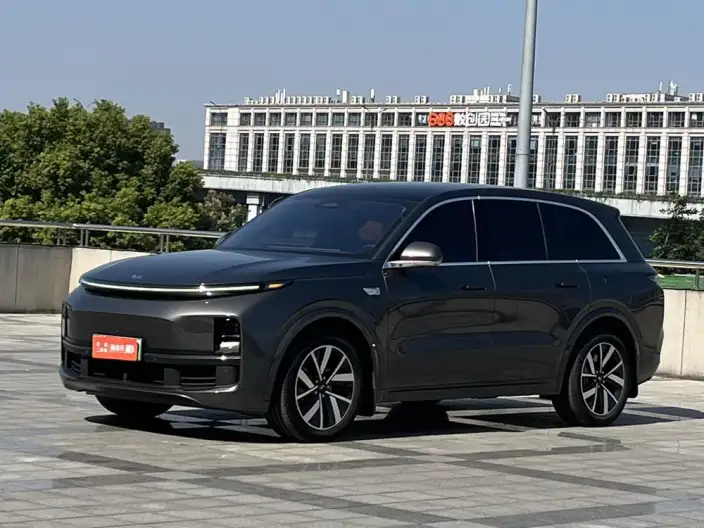 Li Auto L8 2023 Model Pro Edition