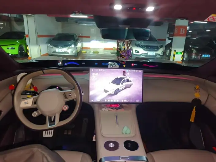 Xiaomi YU7 2025 Model 4WD Max Edition – фото 5