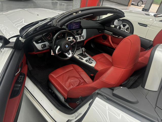 BMW Z4 2013 модификация sDrive20i Leading – фото 4