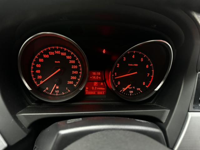 BMW Z4 2013 модификация sDrive20i Leading – фото 10