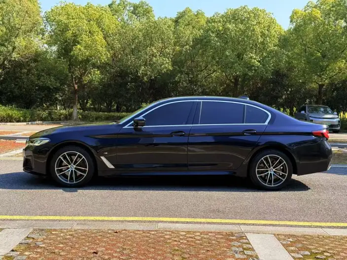 BMW 5 Series 2022 Model Facelift 525Li M Sports Set