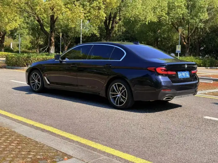 BMW 5 Series 2022 Model Facelift 525Li M Sports Set
