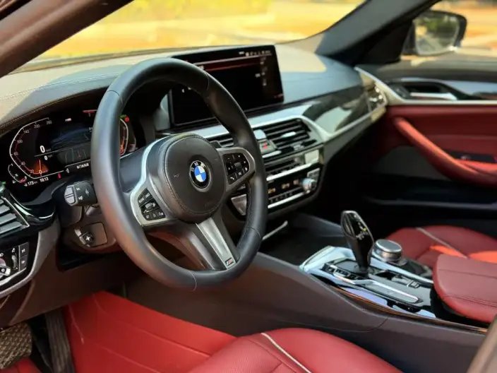 BMW 5 Series 2022 Model Facelift 525Li M Sports Set – фото 9