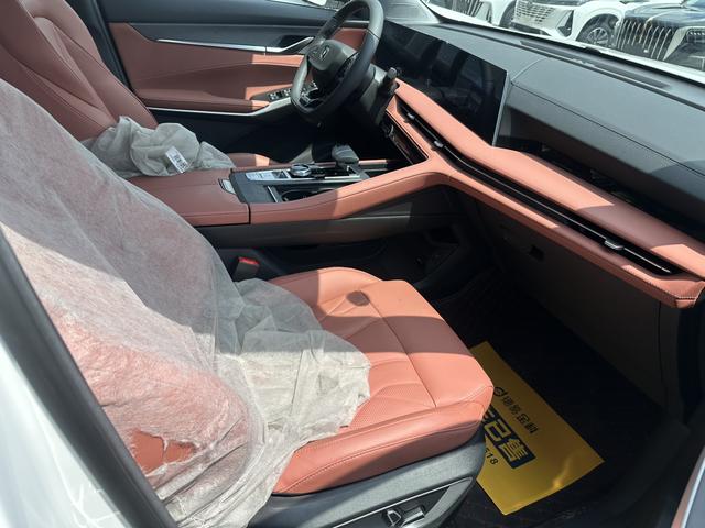 Changan CS75 PLUS 2024 Third Gen Champion 1.5T Automatic Smart Drive Dynamic – фото 10