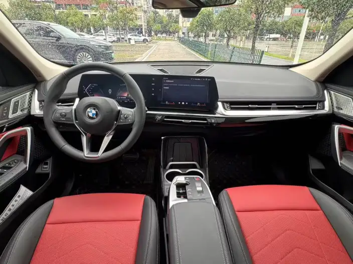BMW X1 2023 Model sDrive25Li X Design Set – фото 5