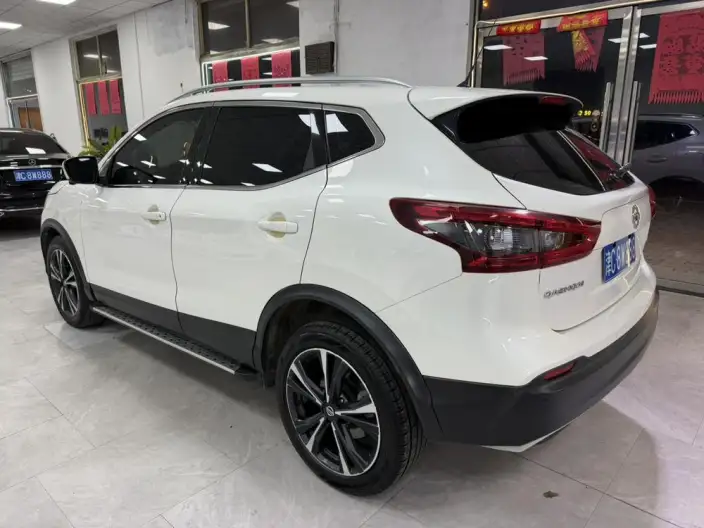 Nissan Qashqai 2022 Model 2.0L XV Prem. Deluxe Edition