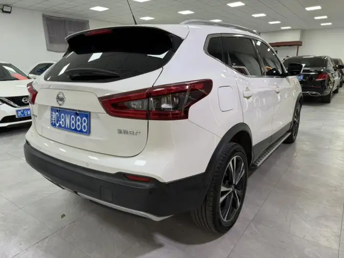 Nissan Qashqai 2022 Model 2.0L XV Prem. Deluxe Edition – фото 6