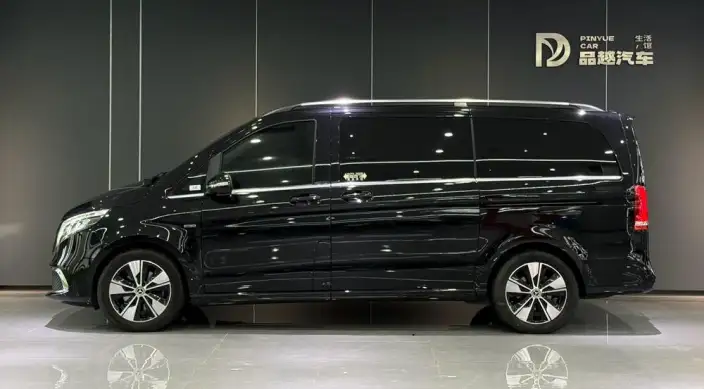 Mercedes-Benz V-Class 2021 Model V 260 Premium Edition – фото 3
