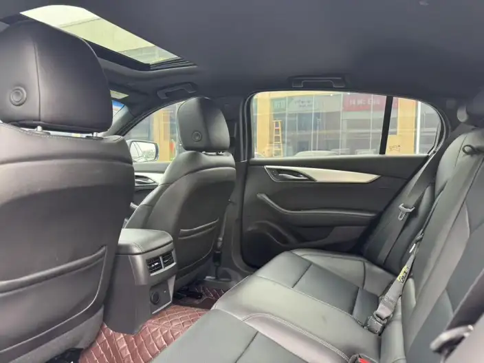 Mercedes-Benz GLA 2023 Model GLA 200 – фото 9
