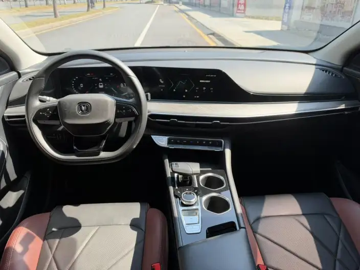 Changan Eado 2023 Model PLUS Changxiang Edition Blue whale NE 1.4T GDI DCT Noble Model – фото 7