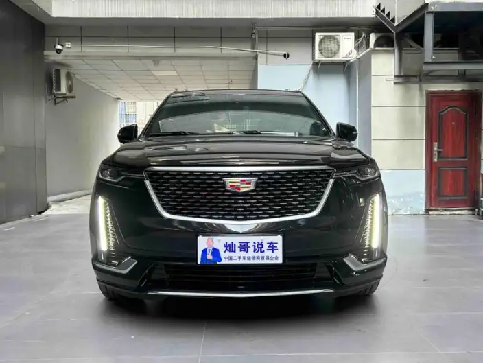 Cadillac XT6 2022 Model 2.0T VII seat 4WD Fashion Model – фото 2