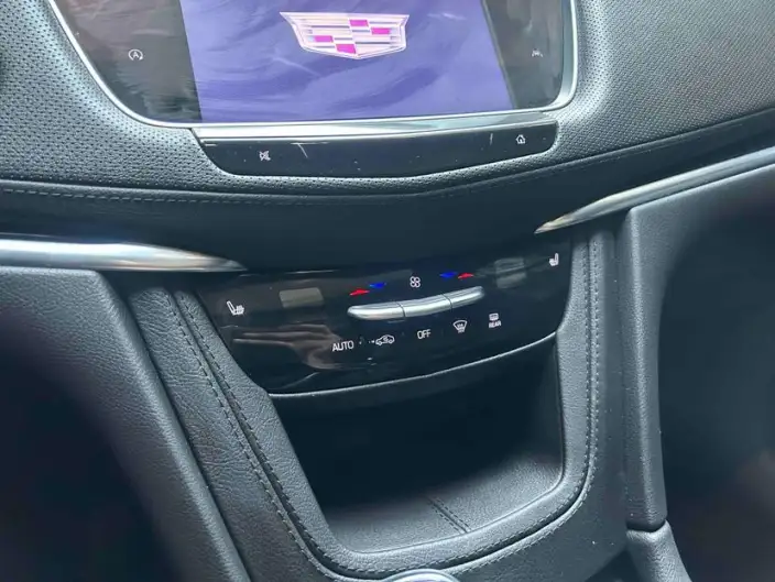 Cadillac XT6 2022 Model 2.0T VII seat 4WD Fashion Model – фото 8