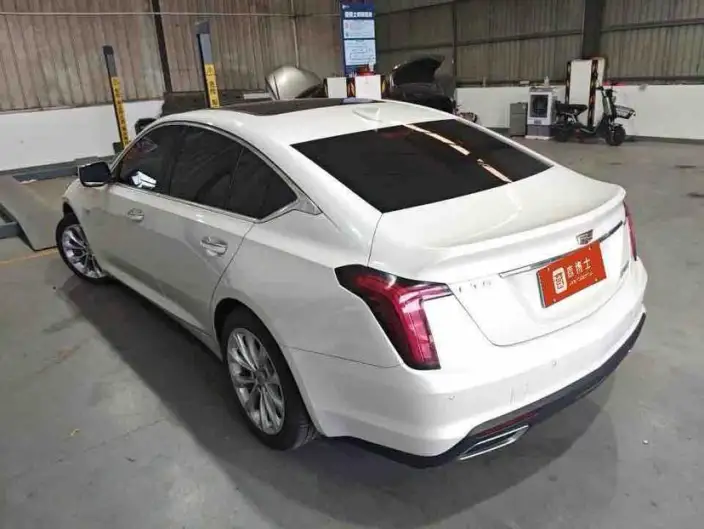 Cadillac CT5 2023 Model 28T Luxury Model Standard Edition – фото 3