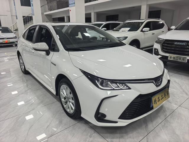 Toyota Corolla 2021 Hybrid 1.8L E-CVT Elite – фото 2