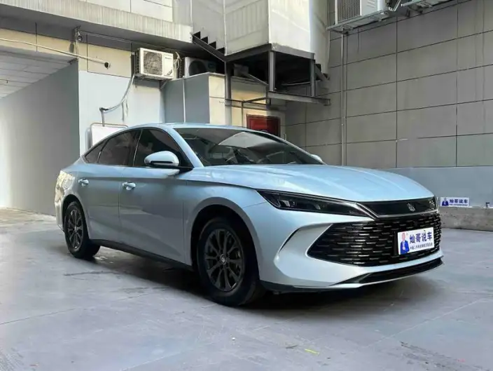 QinL DM 2024 Model DM-i 80KM Leading Model – фото 3