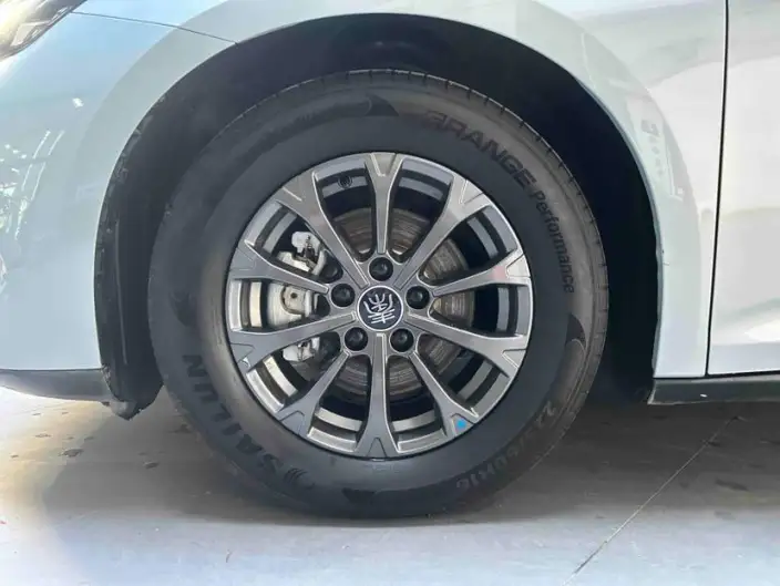 QinL DM 2024 Model DM-i 80KM Leading Model – фото 7