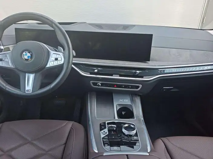 BMW X5 2023 Model xDrive30Li Exclusive Model M Sports Night Set – фото 9