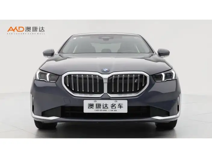 BMW i5 2024 Model eDrive35L Luxury Set – фото 2
