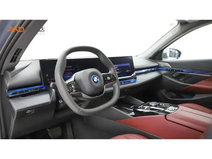 BMW i5 2024 Model eDrive35L Luxury Set – фото 5