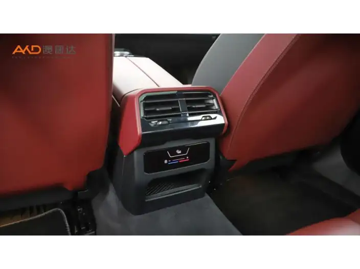 BMW i5 2024 Model eDrive35L Luxury Set – фото 6