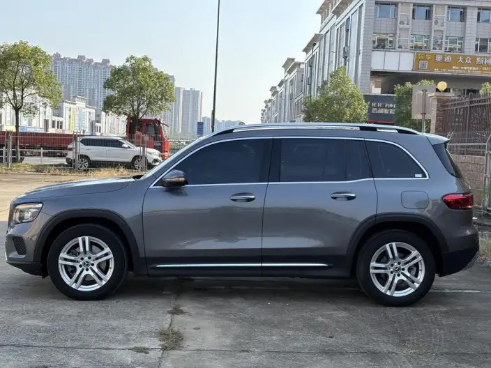 Mercedes-Benz GLB 2023 Model GLB 220 Dynamic Model – фото 4