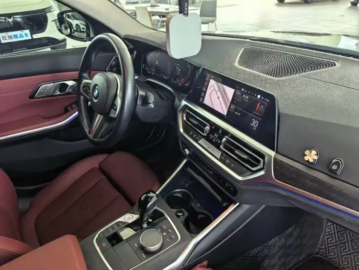 BMW 3 Series 2022 Model Facelift 325i M Sports Set – фото 8