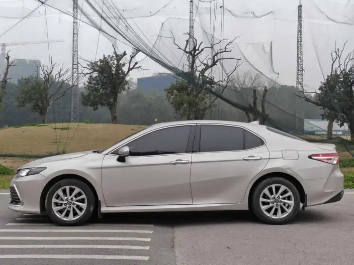 Toyota Camry 2021 Model 2.0G Deluxe Edition – фото 4