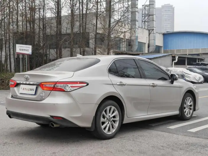 Toyota Camry 2021 Model 2.0G Deluxe Edition – фото 7