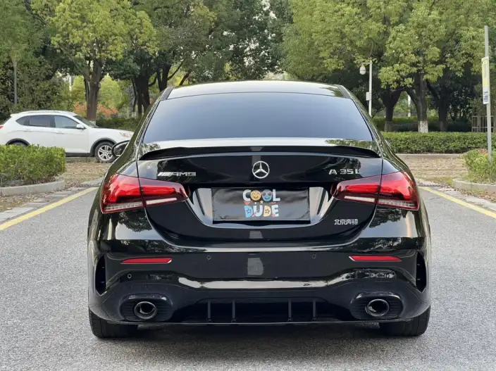 Mercedes-Benz A-Class AMG 2022 Model AMG A 35 L 4MATIC – фото 6