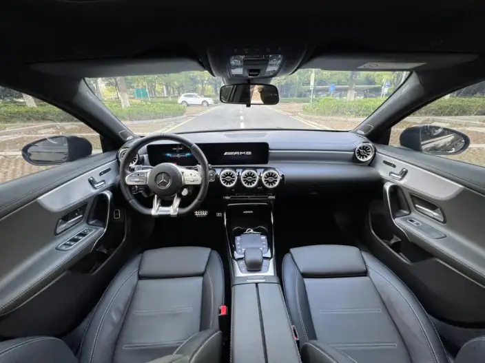 Mercedes-Benz A-Class AMG 2022 Model AMG A 35 L 4MATIC – фото 9