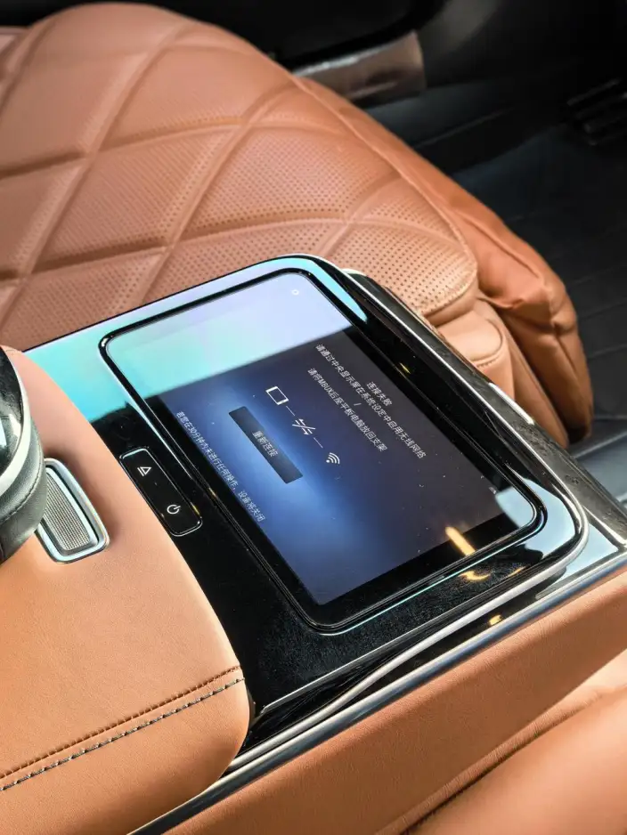 Mercedes-Maybach S-Class 2025 Model S 480 4MATIC – фото 8