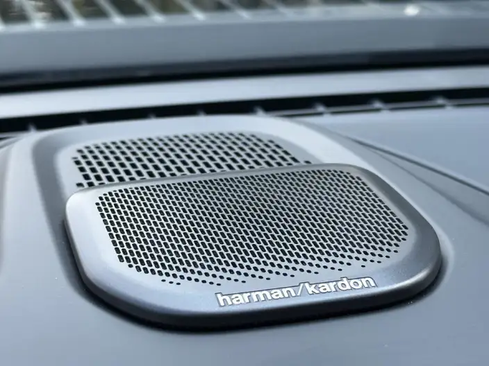 **Lynk & Co Z10** 2024 Model 71kWh 602km Rear Drive Pro – фото 9