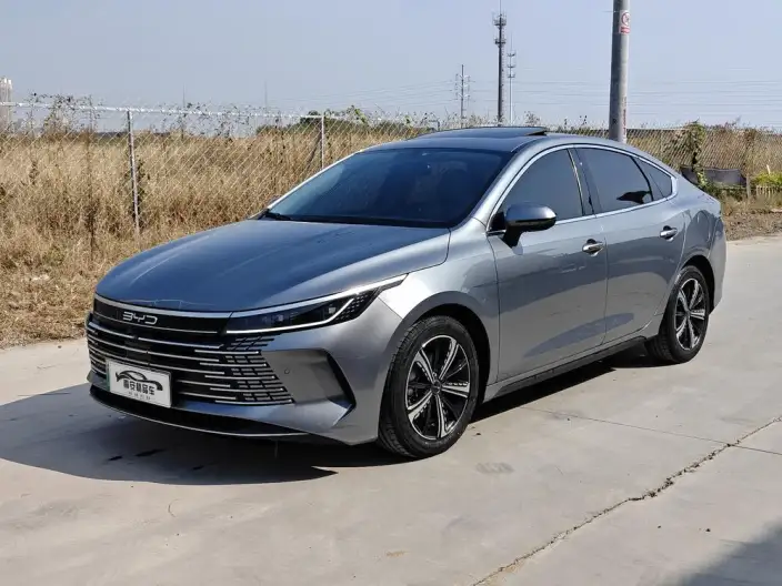BYD Destroyer 05 2023 Model DM-i Champion Edition 55KM Luxury Model – фото 1