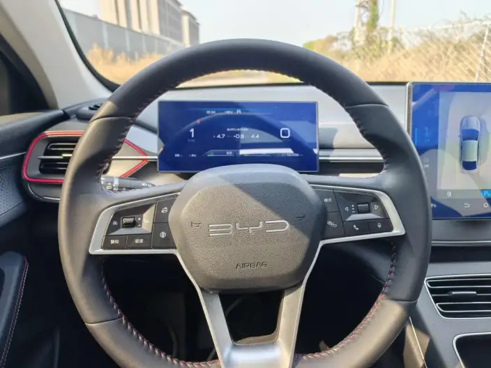 BYD Destroyer 05 2023 Model DM-i Champion Edition 55KM Luxury Model – фото 10