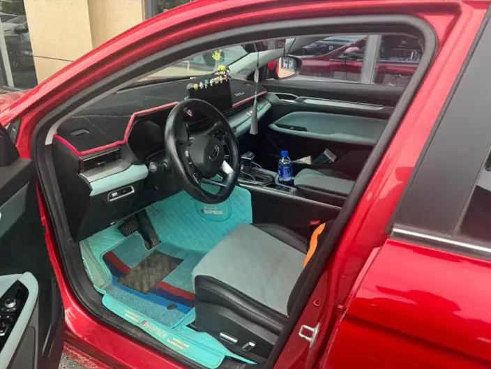 Emgrand L 2022 Model 1.4T CVT Supreme Model – фото 8