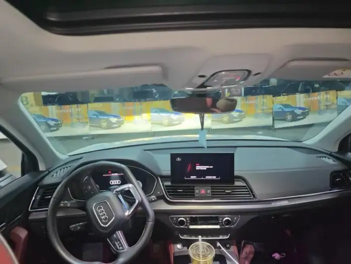 Audi Q5L 2022 Model 40T Luxury Dynamic Model – фото 6