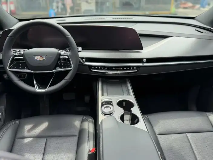 Cadillac XT5 2026 Model 28T 4WD Luxury Model – фото 7
