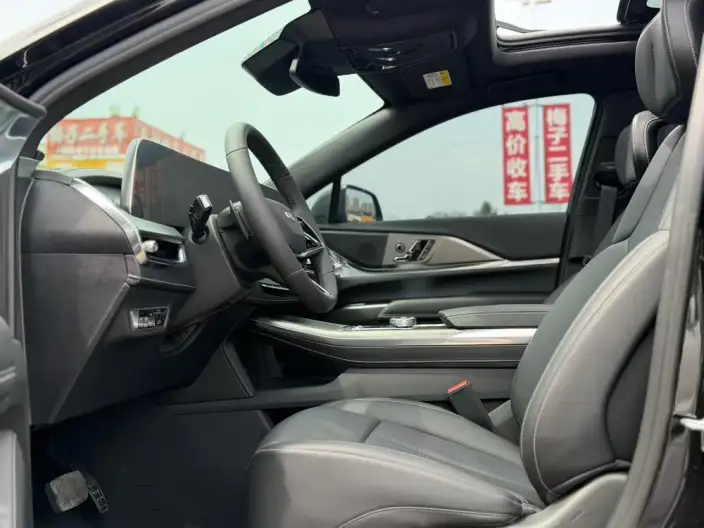 Cadillac XT5 2026 Model 28T 4WD Luxury Model – фото 8