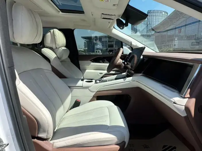 Xia 2025 Model DM-i 180KM Excellence Model – фото 10