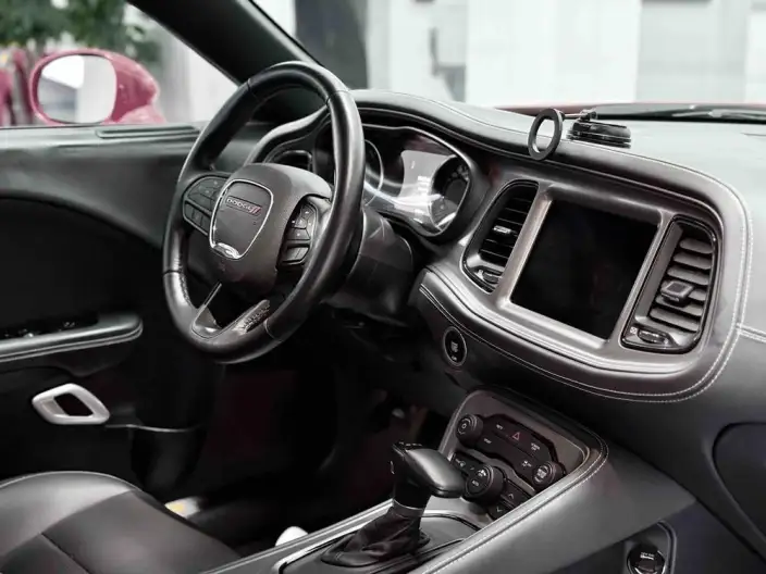 Challenger 2022 Model 3.6L Automatic Rear Drive 5 seat Parallel Imported – фото 8