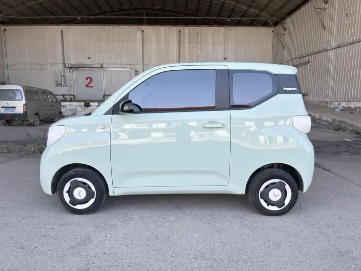 Wuling Hongguang MINIEV 2024 Model 215km Youth Edition Lithium Iron Phosphate