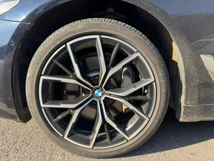 BMW 5 Series 2023 Model 530Li Exclusive Model M Sports Set – фото 9