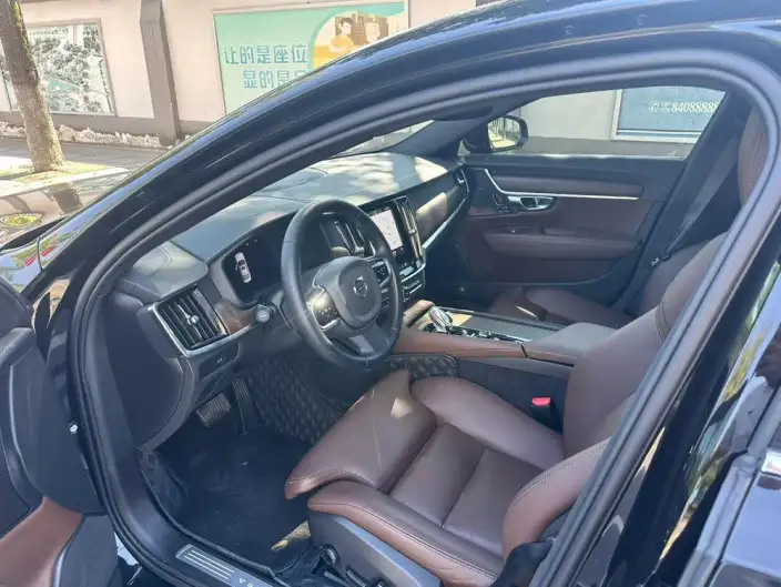 Volvo S90 2025 Model B5 Smart Range Deluxe Edition – фото 8