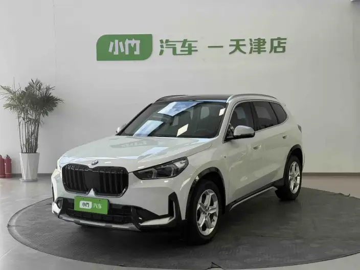 BMW X1 2023 Model sDrive20Li X Design Set – фото 1