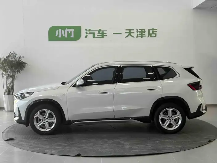 BMW X1 2023 Model sDrive20Li X Design Set – фото 4