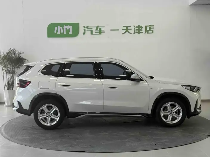 BMW X1 2023 Model sDrive20Li X Design Set – фото 7