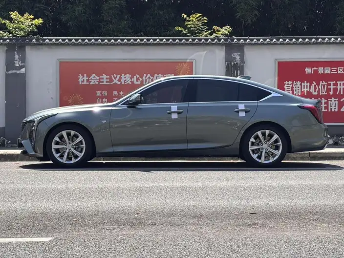 Cadillac CT5 2024 Model 28T Luxury Model Pro – фото 3
