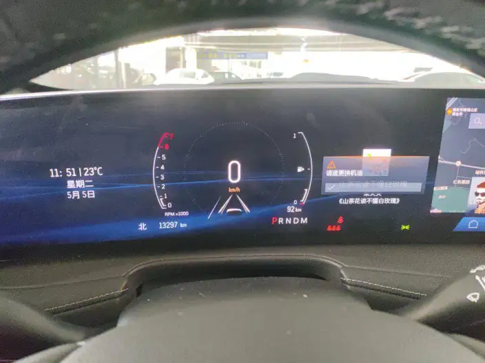 Cadillac XT4 2024 Model 28T 2WD Luxury Model – фото 7