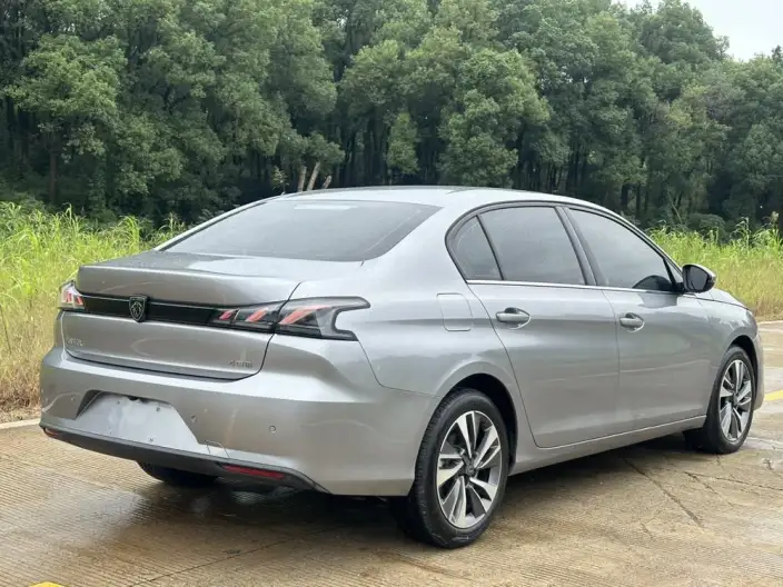 PEUGEOT 408 2022 Model 1.6T Chasing Edition – фото 6