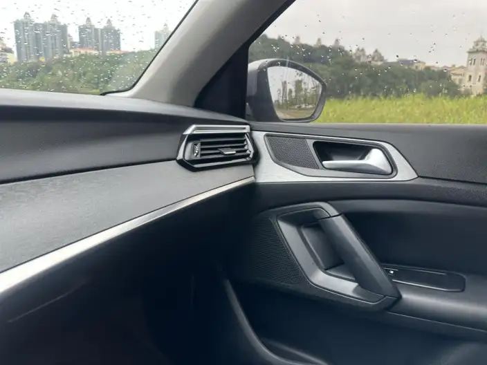 PEUGEOT 408 2022 Model 1.6T Chasing Edition – фото 8